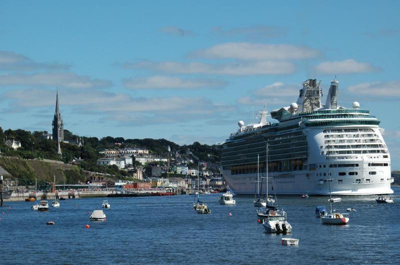 Watersedge Hotel Cobh Eksteriør billede