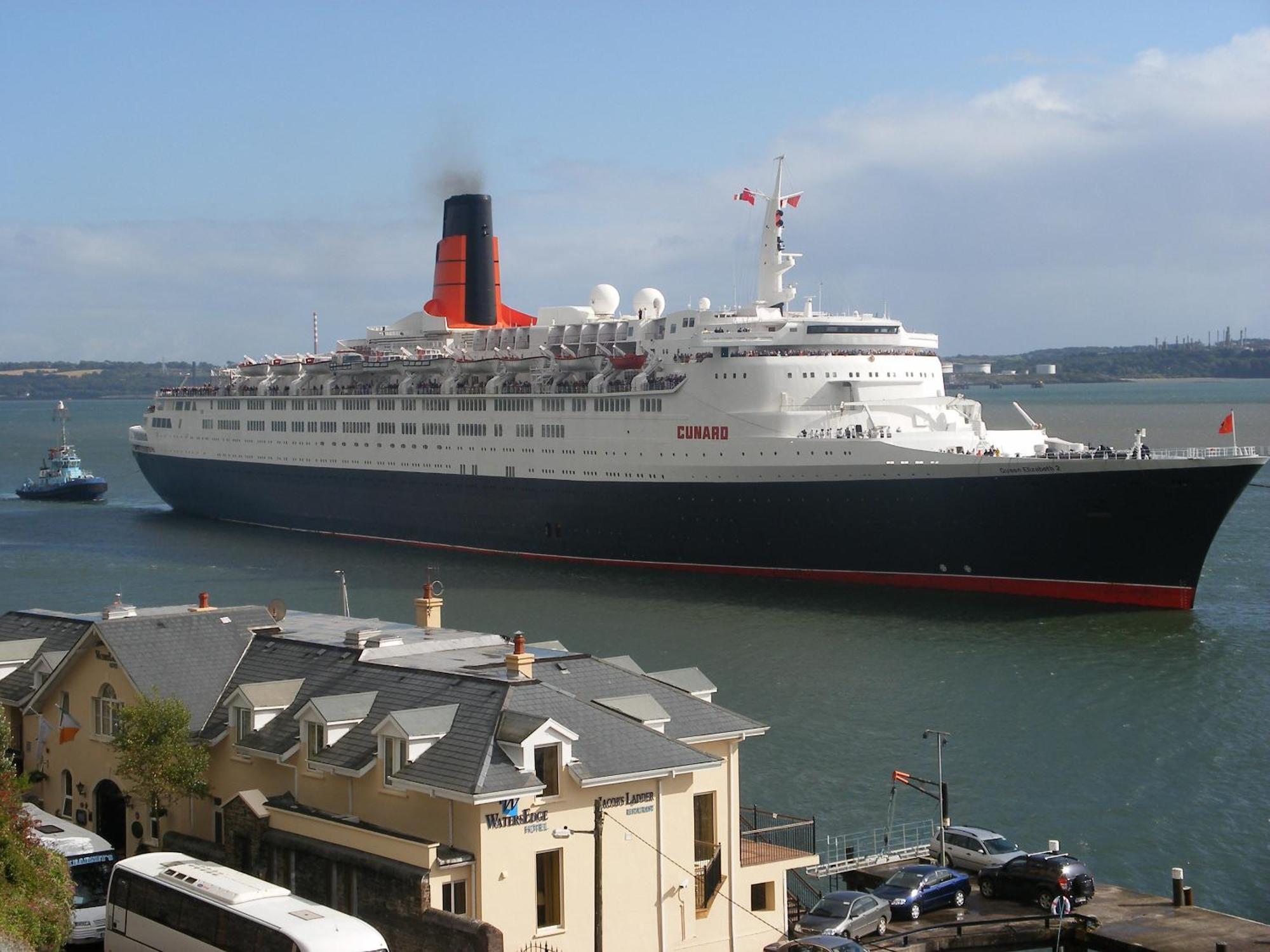 Watersedge Hotel Cobh Eksteriør billede