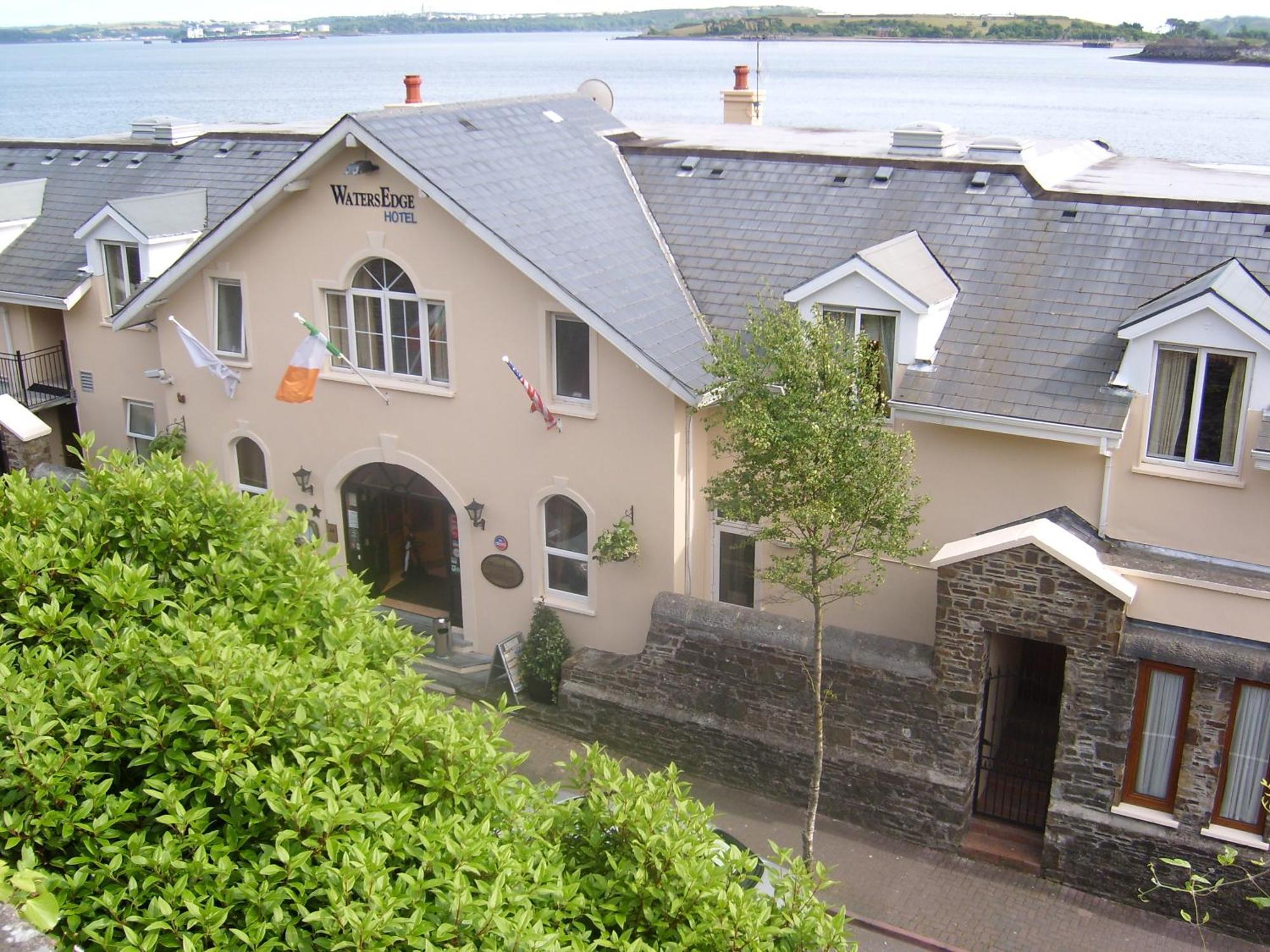 Watersedge Hotel Cobh Eksteriør billede