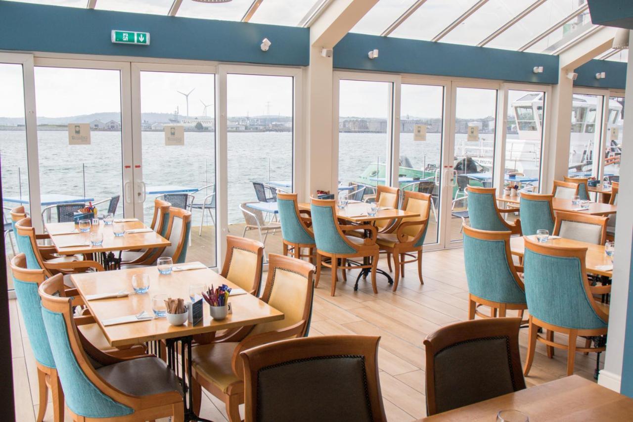 Watersedge Hotel Cobh Eksteriør billede