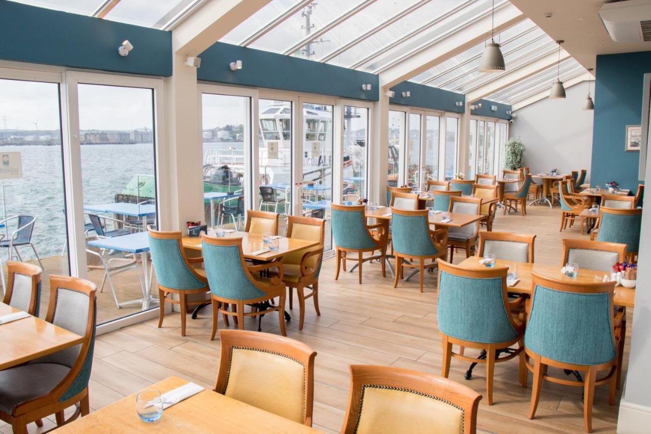 Watersedge Hotel Cobh Eksteriør billede